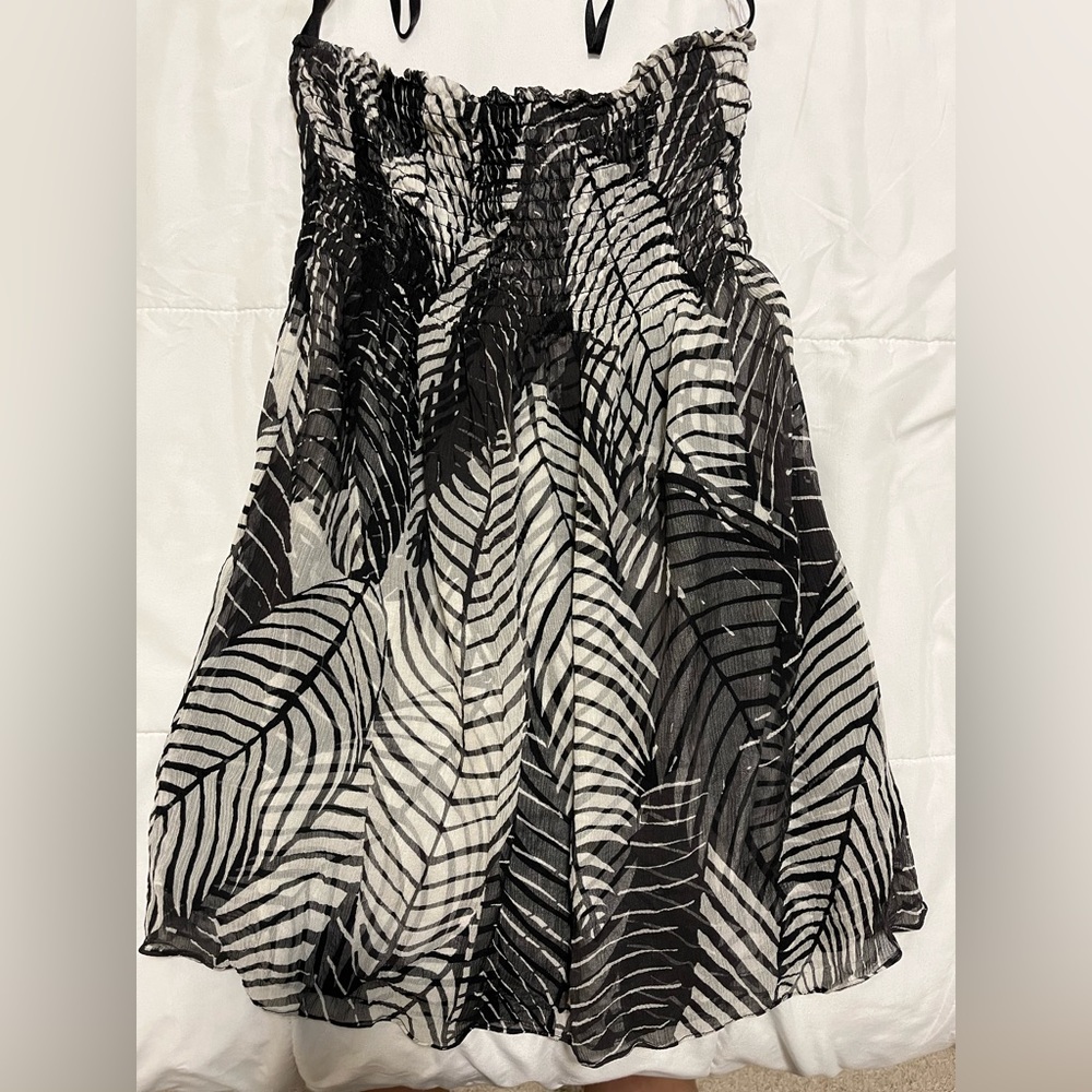Silk White House Black Market strapless top